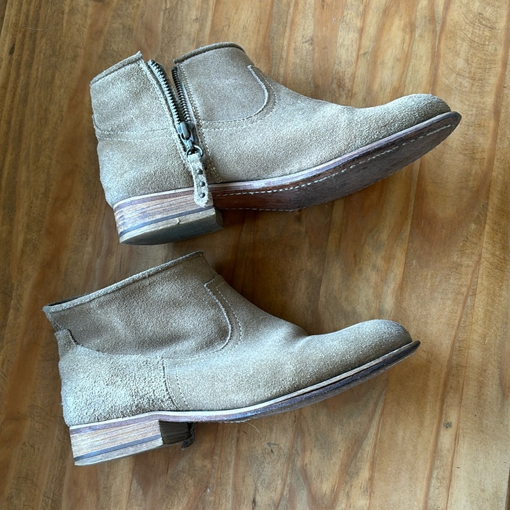 Suede booties, size 7